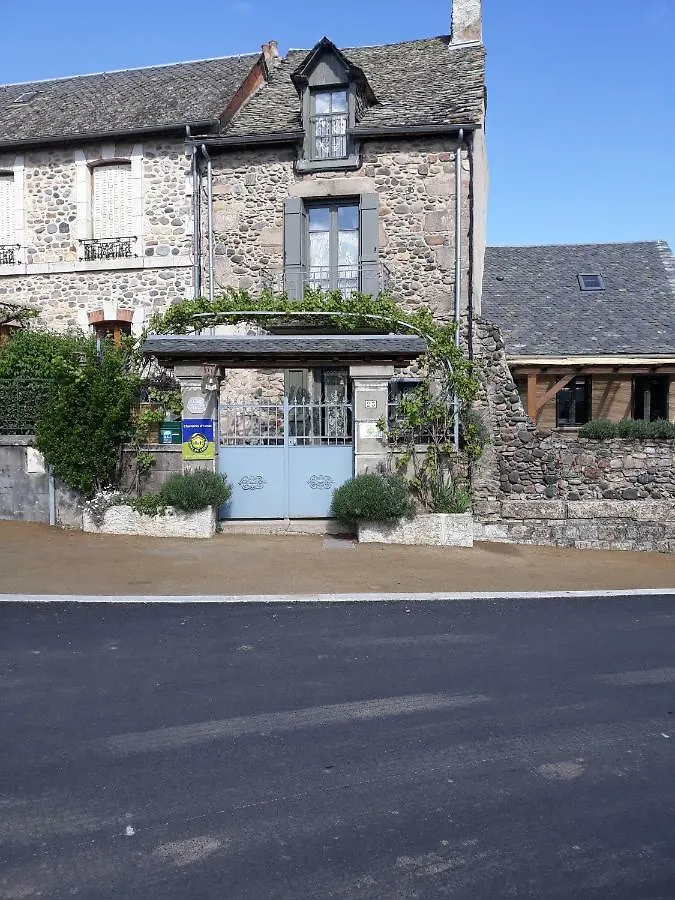Hotel Au Pont D'Olt Saint-Côme-dʼOlt 0*,  Francia